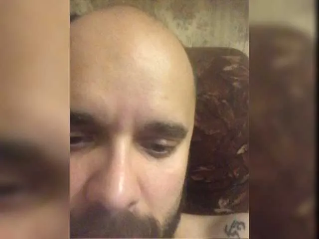 Live sex webcam photo for Rezzz4 #276539306