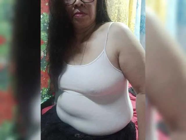 Live sex webcam photo for Rhiaa #272637241