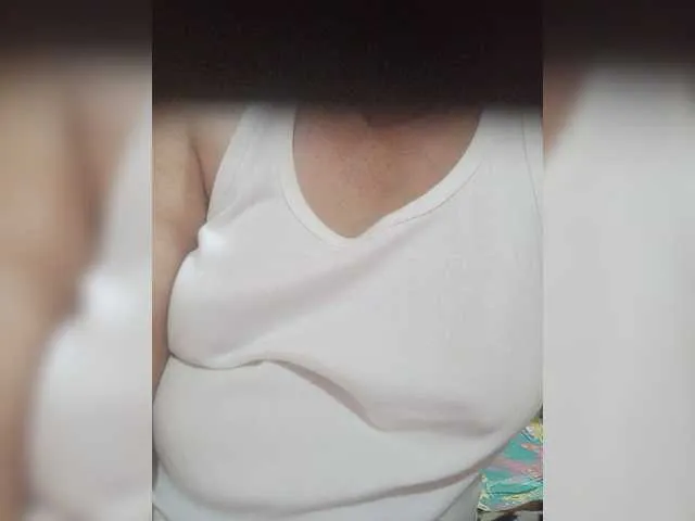 Live sex webcam photo for Rhiaa #276568046