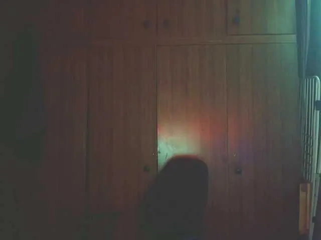 Live sex webcam photo for Rhinoryder #275922630