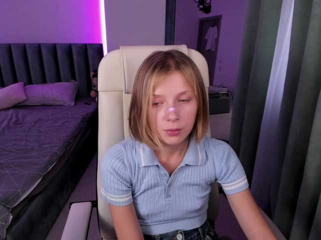 Live sex webcam photo for Ria-Terry #276048727