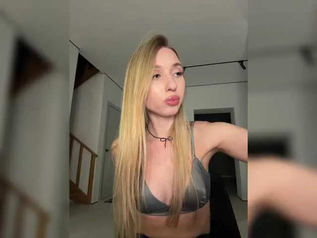 Live sex webcam photo for RiaMaryia #290727061
