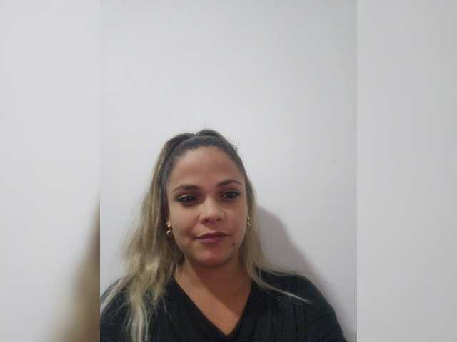 Live sex webcam photo for RicanPapi #274634055