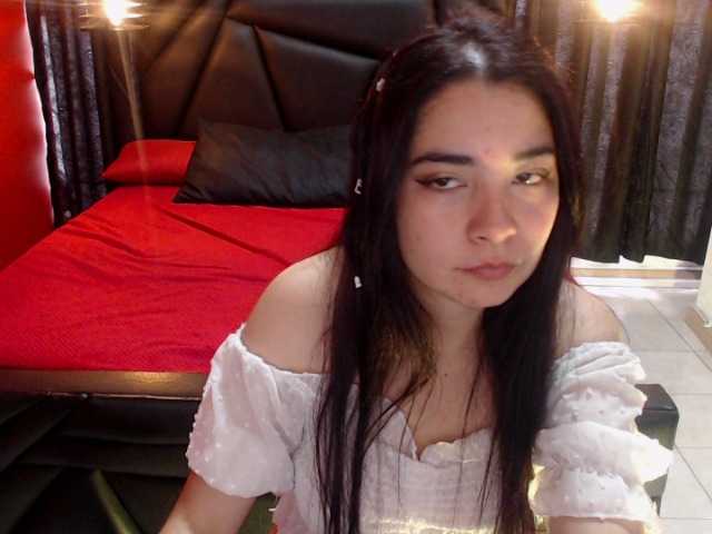 Live sex webcam photo for Rich-Eloana #275561675