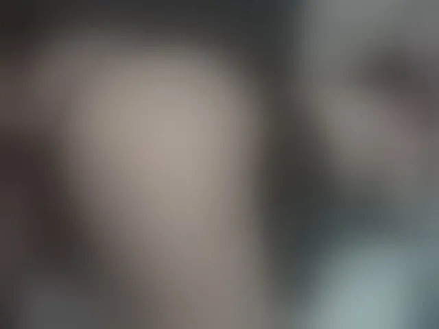 Live sex webcam photo for Rich-couple-69 #293018911