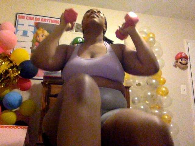 Live sex webcam photo for RichGoddess #277117675