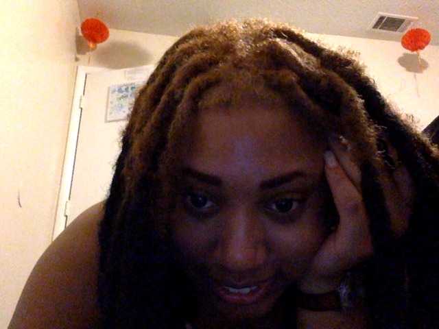 Live sex webcam photo for RichGoddess #277143112