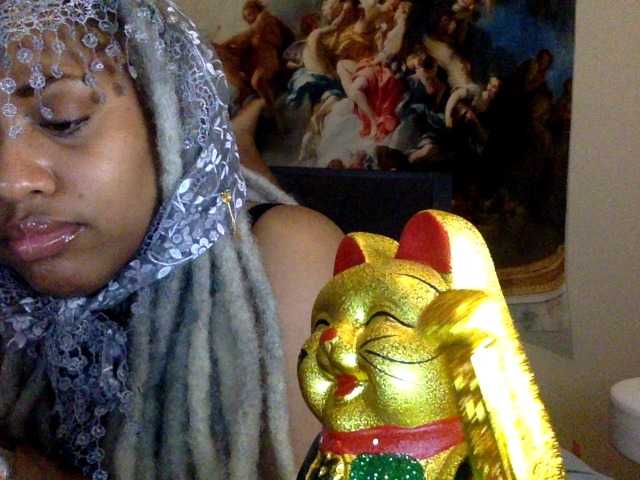 Live sex webcam photo for RichGoddess #277295338