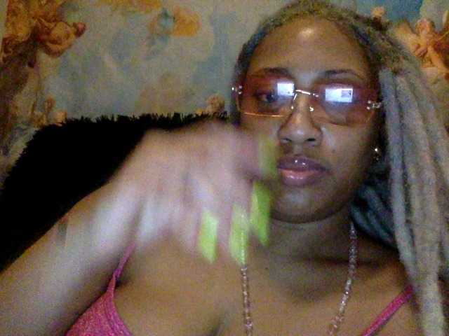 Live sex webcam photo for RichGoddess #277318590