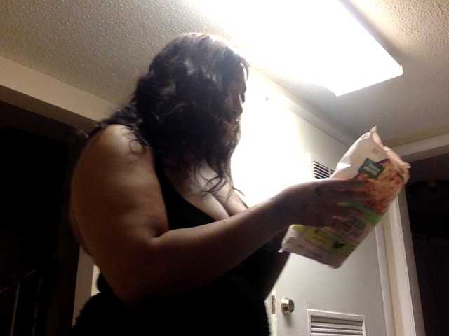 Live sex webcam photo for RichGoddess #277440025