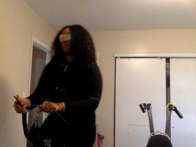 Live sex webcam photo for RichGoddess #277511049