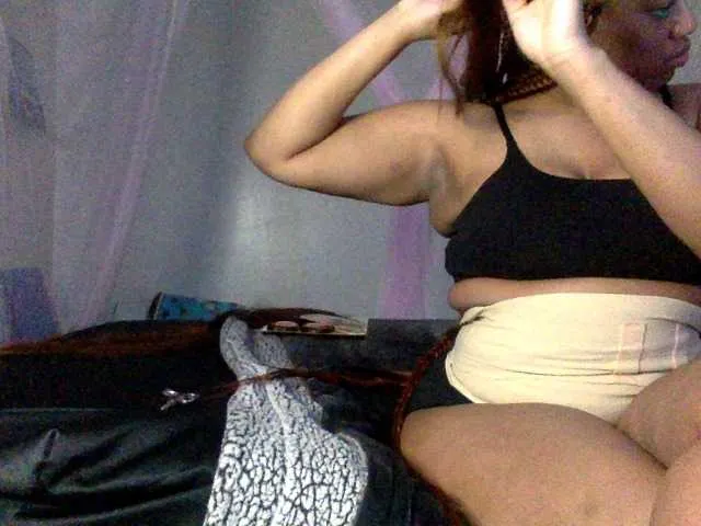 Live sex webcam photo for RichGoddess #277595246