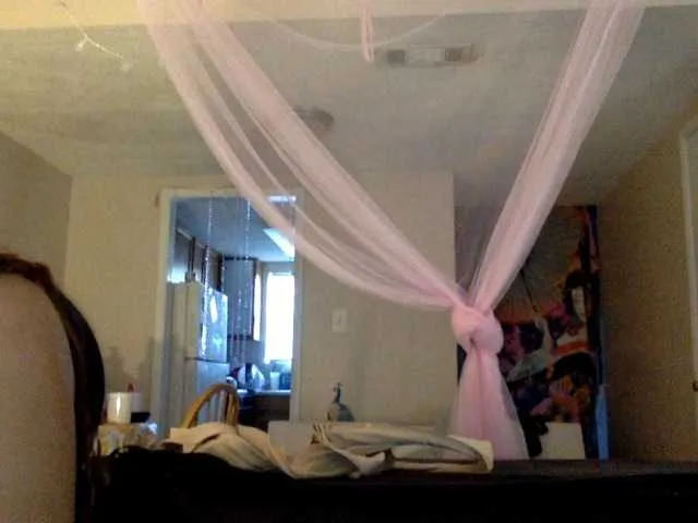 Live sex webcam photo for RichGoddess #277658309