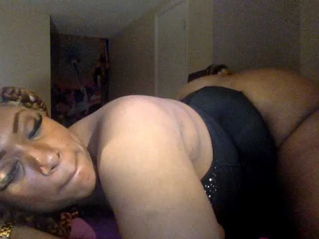 Live sex webcam photo for RichGoddess #277671371