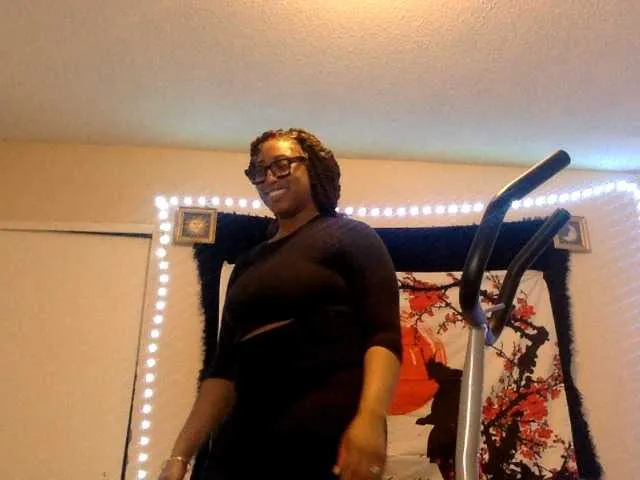 Live sex webcam photo for RichGoddess #277700944