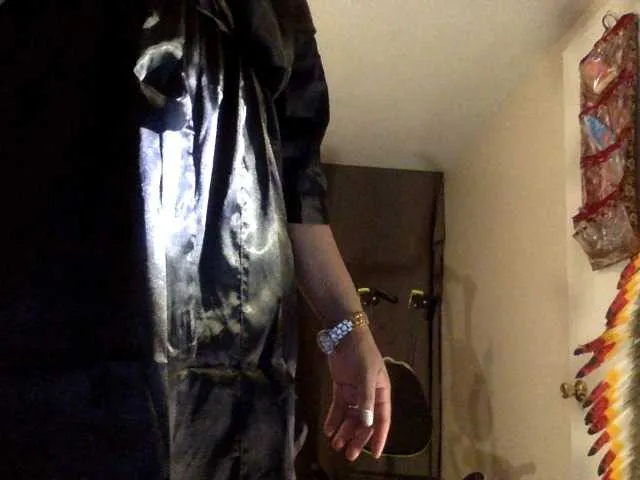 Live sex webcam photo for RichGoddess #277740868