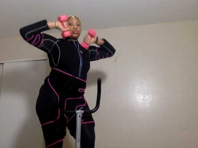 Live sex webcam photo for RichGoddess #277780366