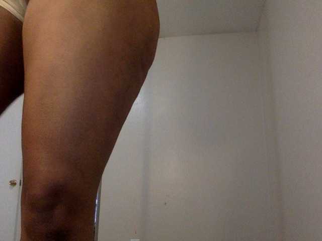 Live sex webcam photo for RichGoddess #284921408