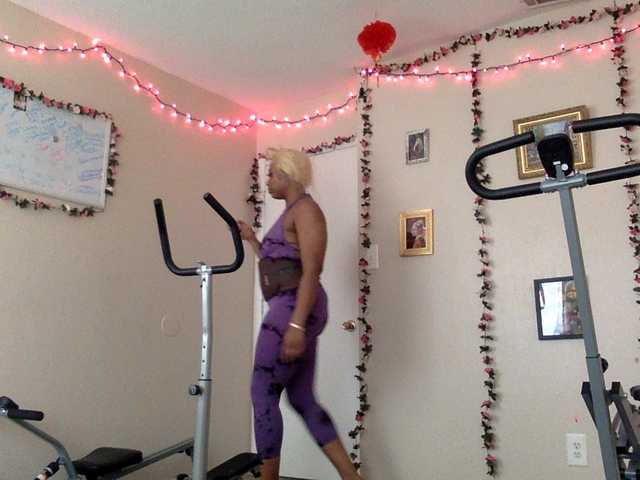 Live sex webcam photo for RichGoddess #289042919