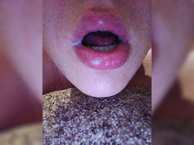 Live sex webcam photo for RichardMouli #274231997