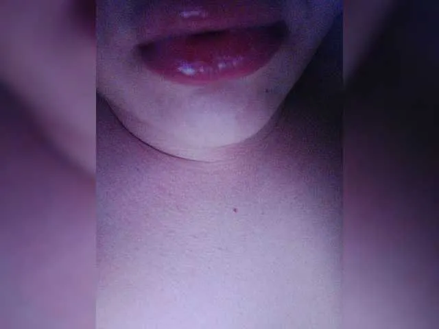 Live sex webcam photo for RichardMouli #276811598