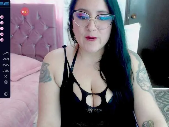 Live sex webcam photo for Richel-Rossi #274404395