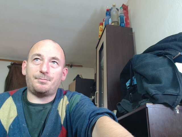 Live sex webcam photo for Richy87111 #277090854