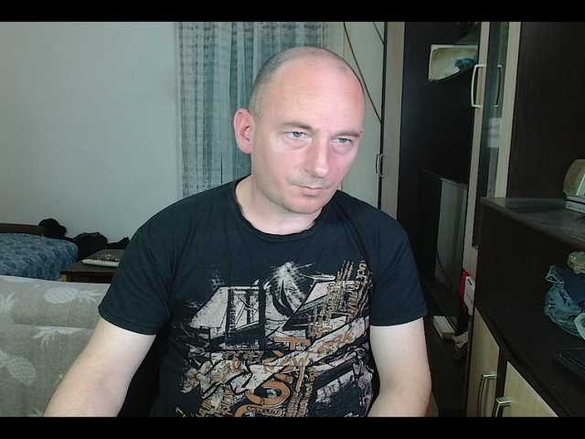 Live sex webcam photo for Richy87111 #277501908