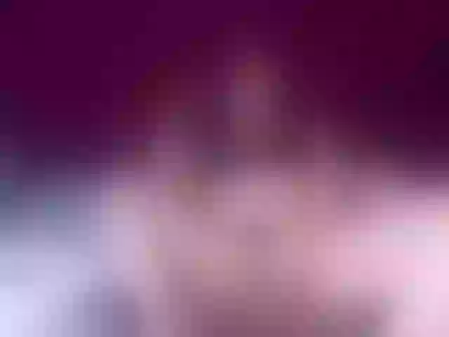 Live sex webcam photo for Rihanamoon #273761890