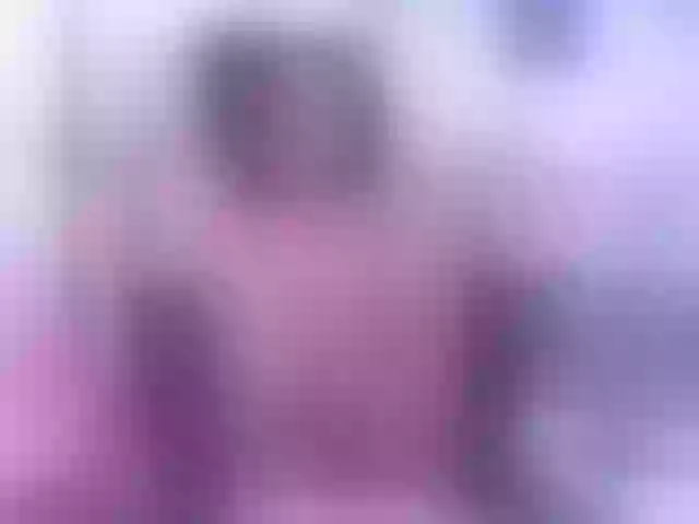 Live sex webcam photo for RihannaGrey #278041842