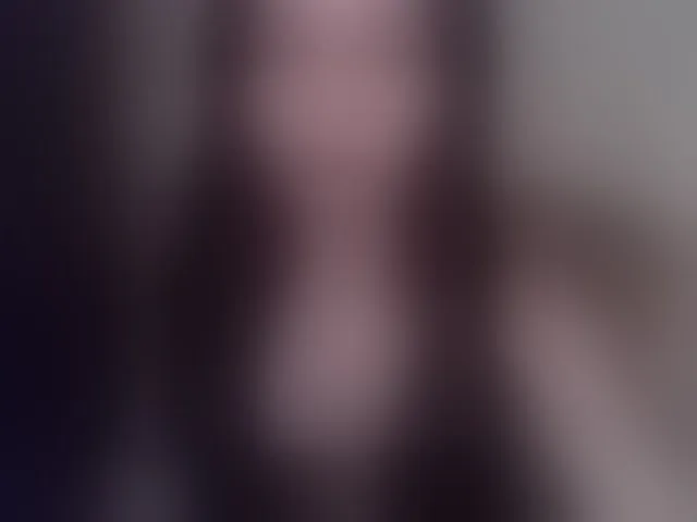 Live sex webcam photo for RileyCute #294161418