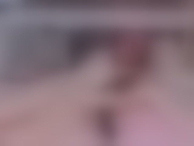 Live sex webcam photo for RileyRoxx #294195893
