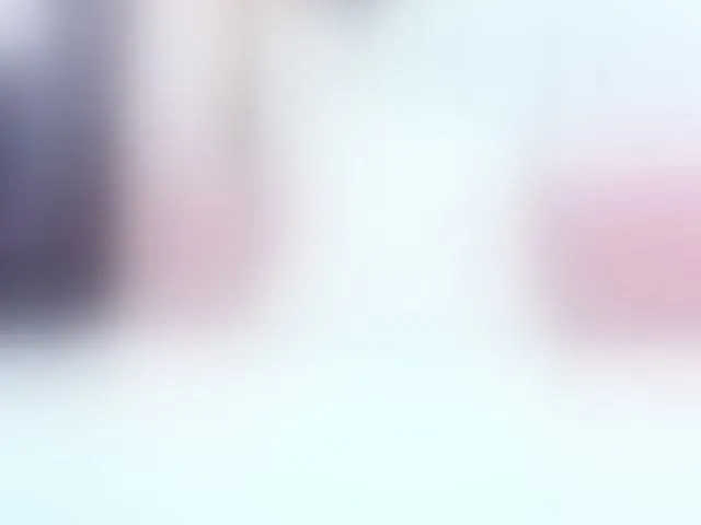 Live sex webcam photo for RileySweet #293378151