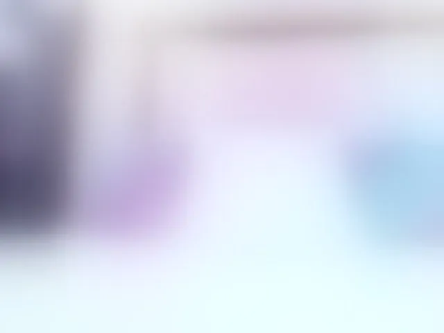 Live sex webcam photo for RileySweet #293555092