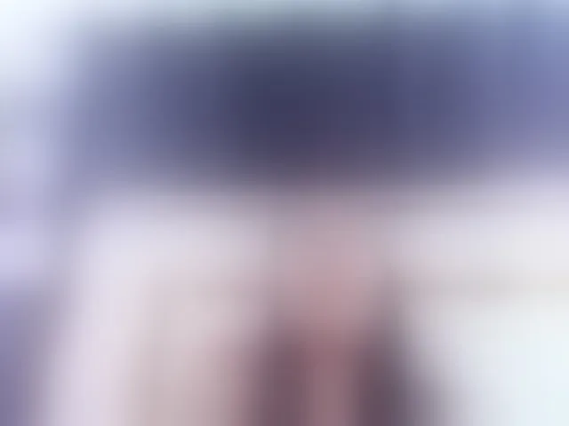 Live sex webcam photo for RileySweet #293804935