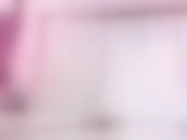 Live sex webcam photo for RileySweet #294293853