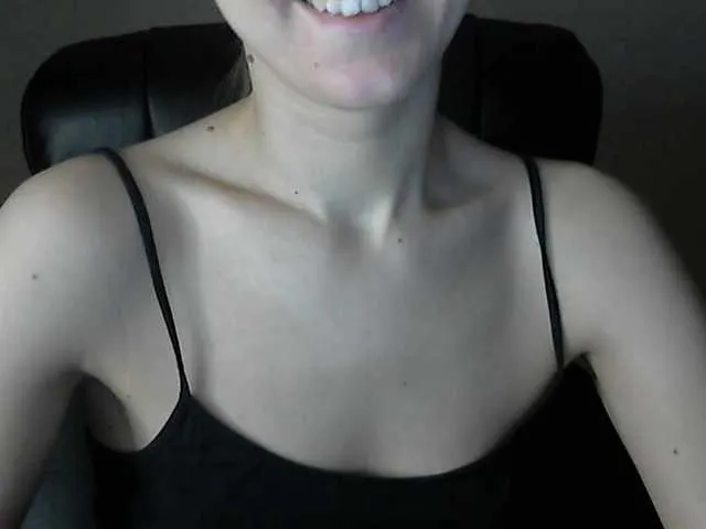 Live sex webcam photo for Rimaxxxx #276677372