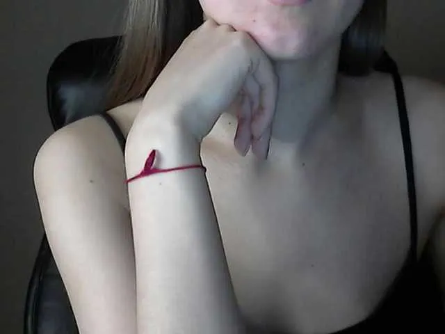 Live sex webcam photo for Rimaxxxx #276861917