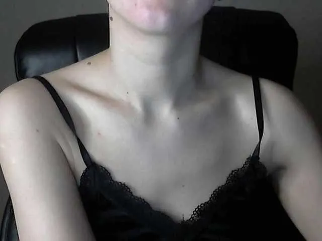 Live sex webcam photo for Rimaxxxx #276875739