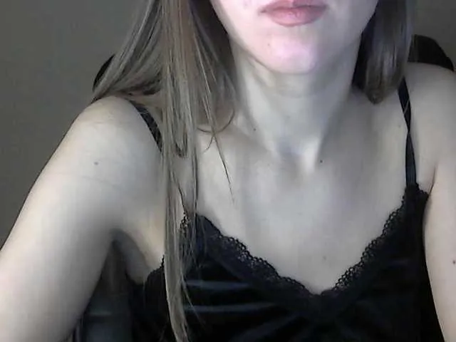 Live sex webcam photo for Rimaxxxx #277158344