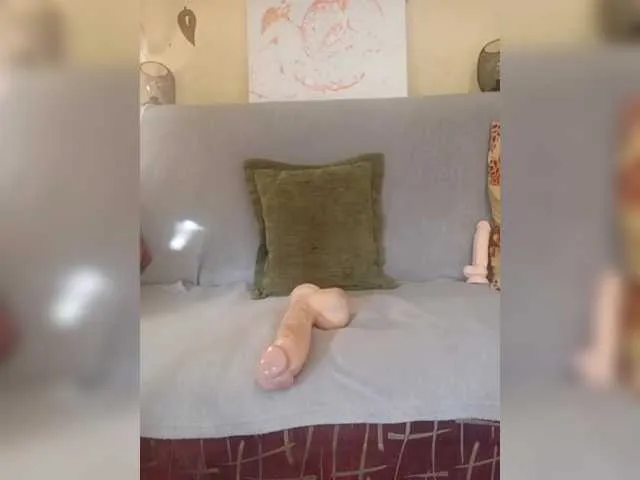 Live sex webcam photo for Rina-P #291877840