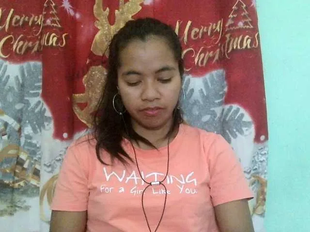 Live sex webcam photo for Rinahaldy #290670326