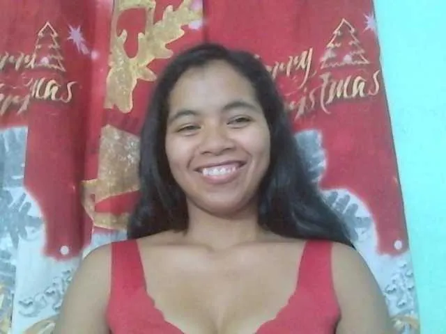 Live sex webcam photo for Rinahaldy #290766301