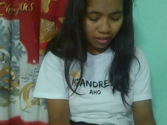 Live sex webcam photo for Rinahaldy #290773626