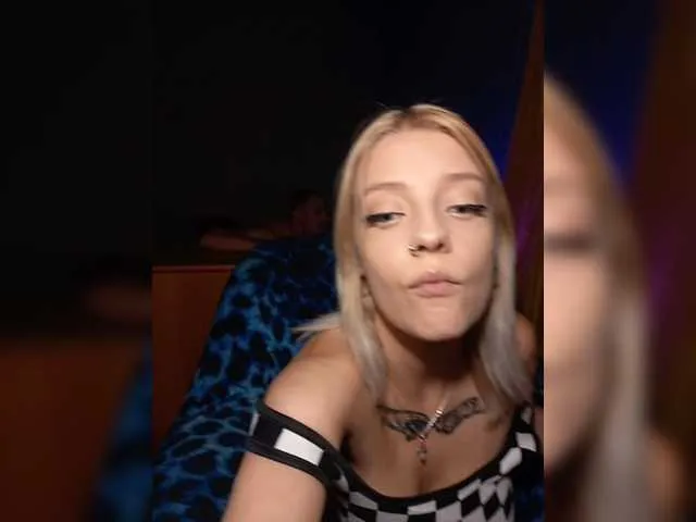 Live sex webcam photo for Rinata-Tema #274474635
