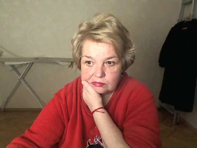 Live sex webcam photo for RipePussy #277233452