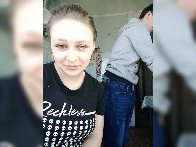 Live sex webcam photo for RitaAlekand-1 #272774135