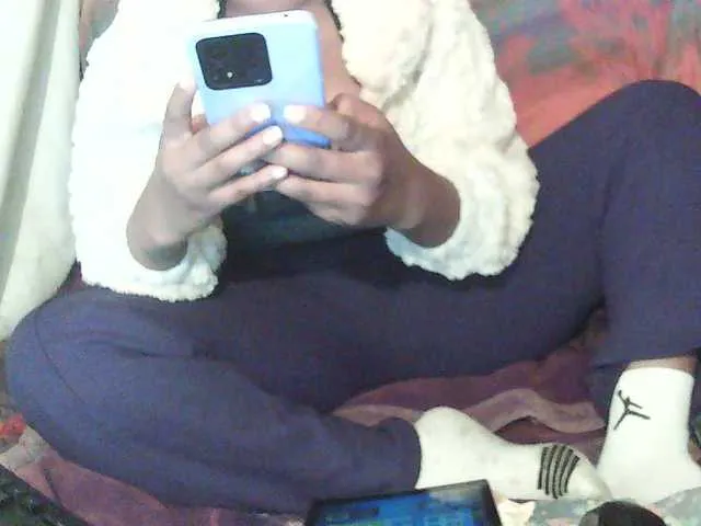 Live sex webcam photo for Ritah777 #291572582