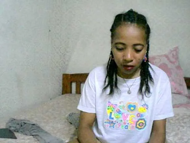 Live sex webcam photo for Ritchy144 #277430464