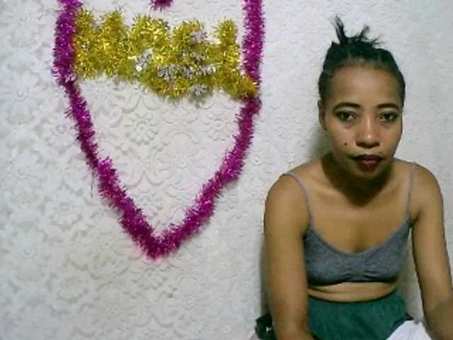 Live sex webcam photo for Ritchy144 #277520751